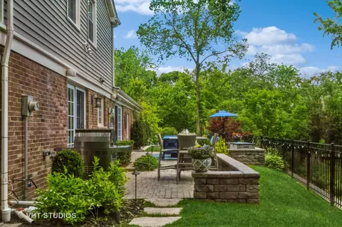 575 Wicklow Rd, Deerfield, IL 60015 photo 22