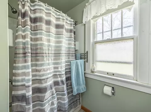 115 N Union St, Elgin, IL 60123 photo 23