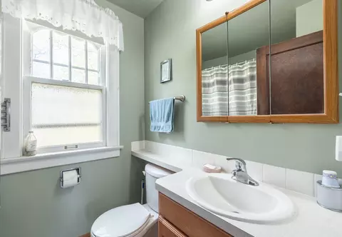 115 N Union St, Elgin, IL 60123 photo 24