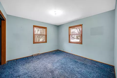 Bedroom - 331 E Miller Ave, Hinckley, IL 60520 photo 2 of 3