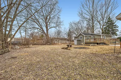Exterior - 36725 N Ridge Rd, Ingleside, IL 60041 photo 5 of 13