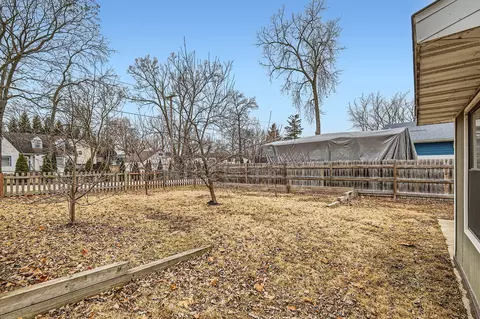 Exterior - 36725 N Ridge Rd, Ingleside, IL 60041 photo 9 of 13