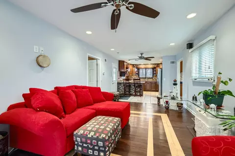 Living - 36725 N Ridge Rd, Ingleside, IL 60041 photo 1 of 2