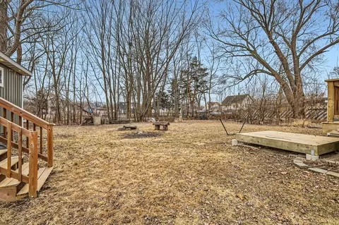 Exterior - 36725 N Ridge Rd, Ingleside, IL 60041 photo 8 of 13