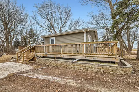 Exterior - 36725 N Ridge Rd, Ingleside, IL 60041 photo 10 of 13