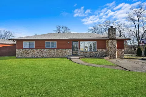 25251 S Sangamon St, Crete, IL 60417