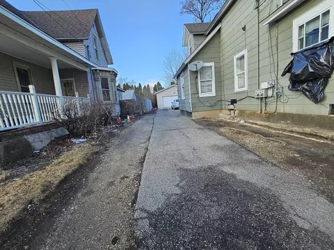 456 Walnut Ave, Elgin, IL 60123 photo 4