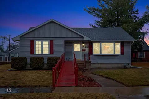 459 N Michigan Ave, Bradley, IL 60915