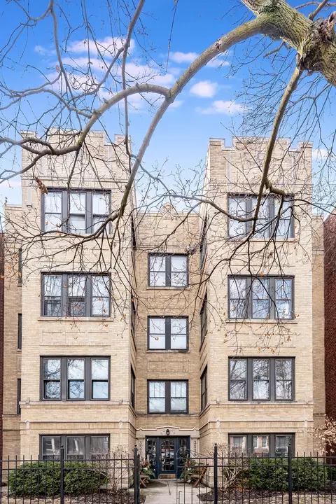 3538 N Bosworth Ave #G, Chicago, IL 60657