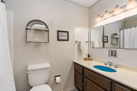 160 Washington Blvd, Hoffman Estates, IL 60169 photo 17