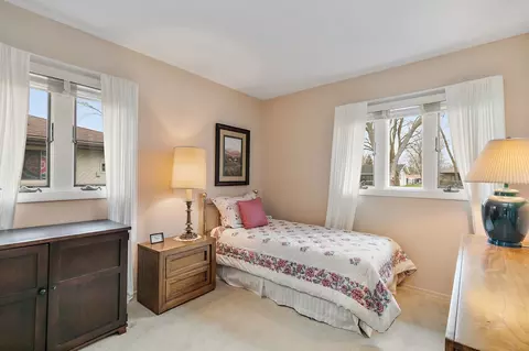 160 Washington Blvd, Hoffman Estates, IL 60169 photo 16