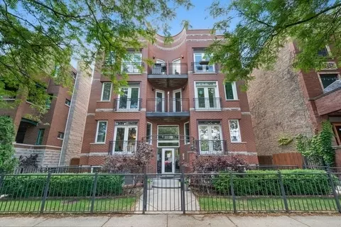 3930 N Southport Ave #PH-4N, Chicago, IL 60613
