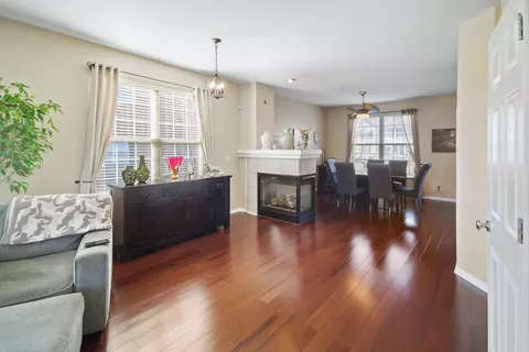 Living - 748 Lambert Ln, Bartlett, IL 60103 photo 3 of 4
