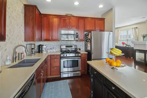 Kitchen - 748 Lambert Ln, Bartlett, IL 60103 photo 1 of 3