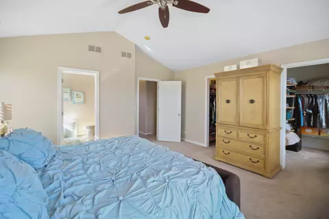 Bedroom - 748 Lambert Ln, Bartlett, IL 60103 photo 3 of 5