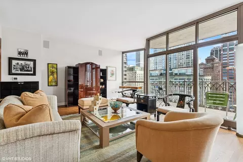 21 E Huron St #1505, Chicago, IL 60611 photo 5