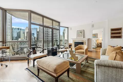 21 E Huron St #1505, Chicago, IL 60611 photo 6