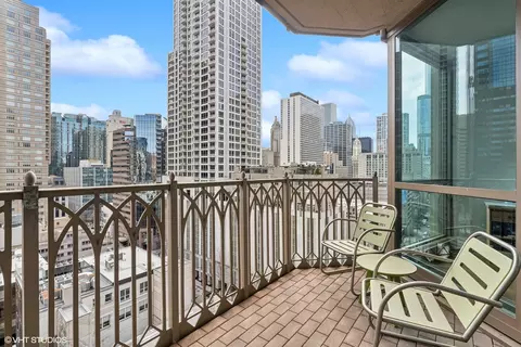 21 E Huron St #1505, Chicago, IL 60611 photo 17