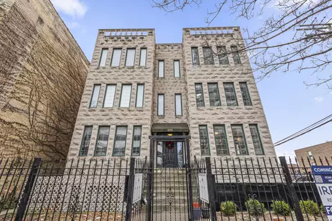 825 W Eastwood Ave #1W, Chicago, IL 60640