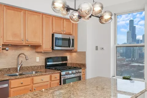 Kitchen - 5 E 14th Pl #1701, Chicago, IL 60605 photo 6 of 6