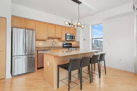 Kitchen - 5 E 14th Pl #1701, Chicago, IL 60605 photo 2 of 6