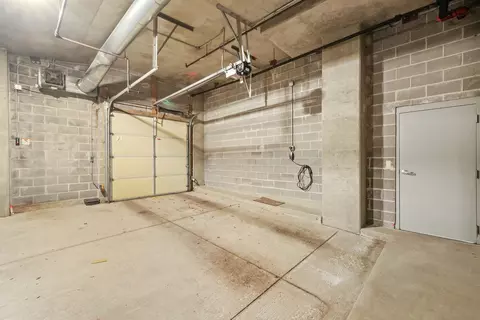 Exterior - 5 E 14th Pl #1701, Chicago, IL 60605 photo 4 of 6