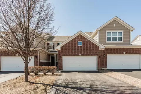 2928 Church Rd, Aurora, IL 60502
