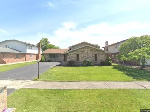 2725 Wind Point Ct, Lynwood, IL 60411