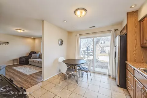 Other - 1233 Mae Ct #17A, Wheeling, IL 60090 photo 2 of 5