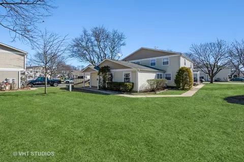 Exterior - 1233 Mae Ct #17A, Wheeling, IL 60090 photo 1 of 5