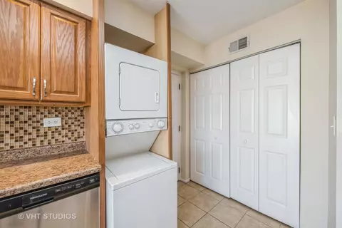 Other - 1233 Mae Ct #17A, Wheeling, IL 60090 photo 4 of 5