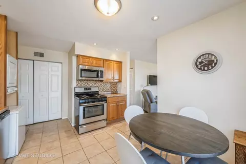Other - 1233 Mae Ct #17A, Wheeling, IL 60090 photo 3 of 5