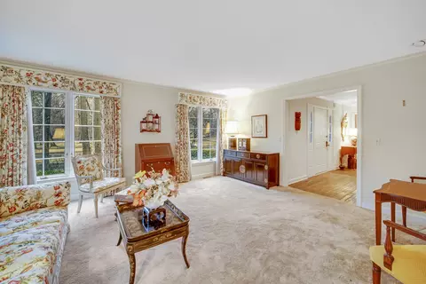 1380 Hampton Crse, Saint Charles, IL 60174 photo 4