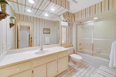 1380 Hampton Crse, Saint Charles, IL 60174 photo 27