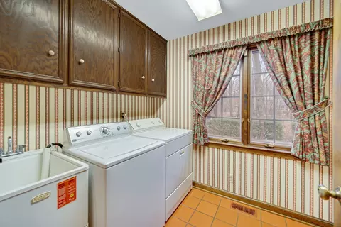 1380 Hampton Crse, Saint Charles, IL 60174 photo 15