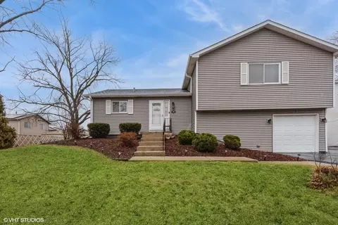 29 Oakview Rd, Matteson, IL 60443