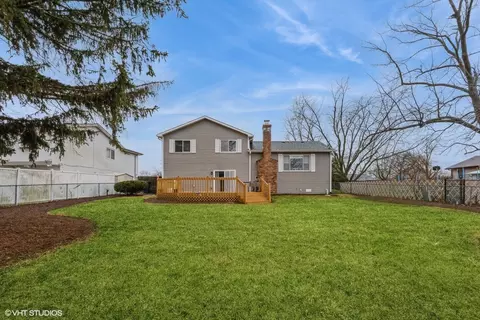 Exterior - 29 Oakview Rd, Matteson, IL 60443 photo 3 of 3