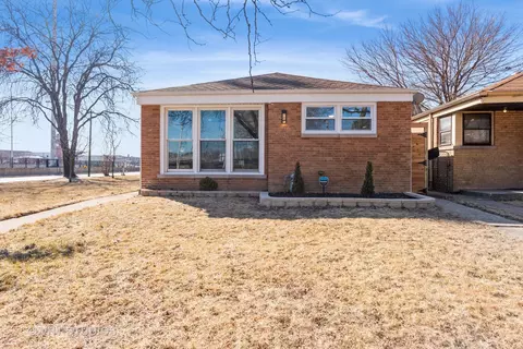 43 W 77th St, Chicago, IL 60620