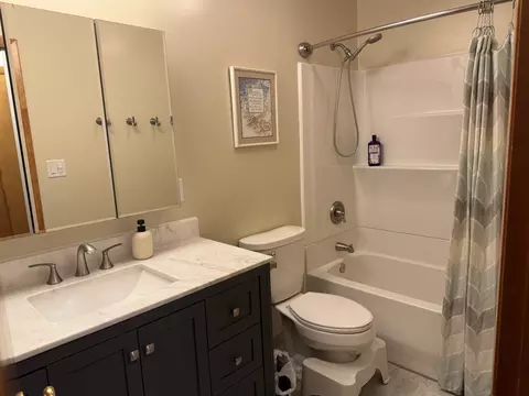Bath - 2611 Plum St, Peru, IL 61354 photo 1 of 4