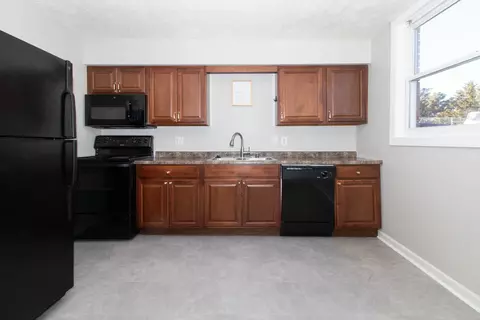 10 Willedrob Rd #8, Bloomington, IL 61701 photo 10