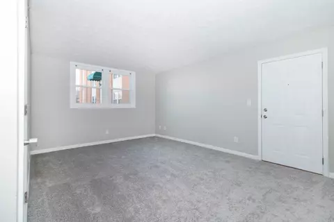 10 Willedrob Rd #8, Bloomington, IL 61701 photo 7