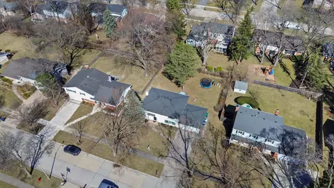 View/Area - Undisclosed, Northbrook, IL 60062 photo 4 of 4