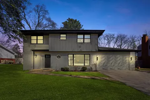 Exterior - Undisclosed, Northbrook, IL 60062 photo 3 of 7