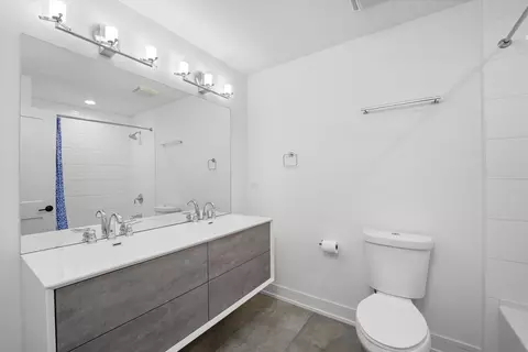Bath - Undisclosed, Northbrook, IL 60062 photo 3 of 3