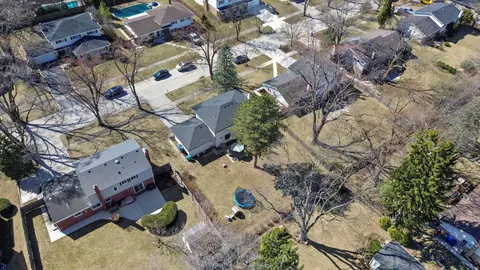 View/Area - Undisclosed, Northbrook, IL 60062 photo 1 of 4
