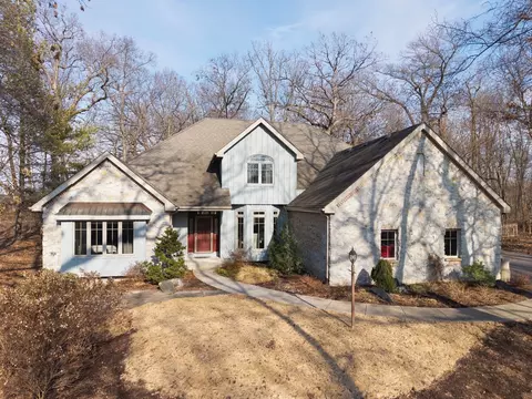 7416 Tunbridge Ct, Roscoe, IL 61073