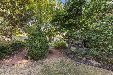 Exterior - 1712 E Maya Ln, Mount Prospect, IL 60056 photo 4 of 5