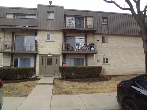 565 Fairway View Dr #3K, Wheeling, IL 60090