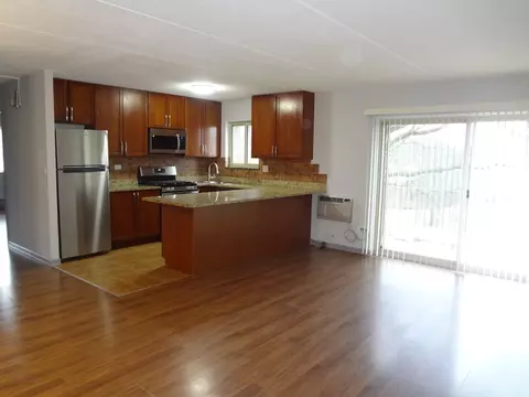 565 Fairway View Dr #3K, Wheeling, IL 60090 photo 2