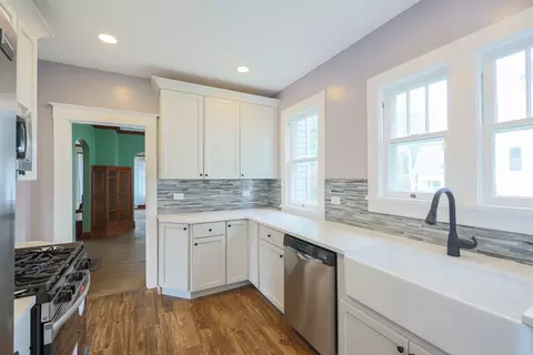 Kitchen - 301 E Pierce St, Elburn, IL 60119 photo 5 of 5